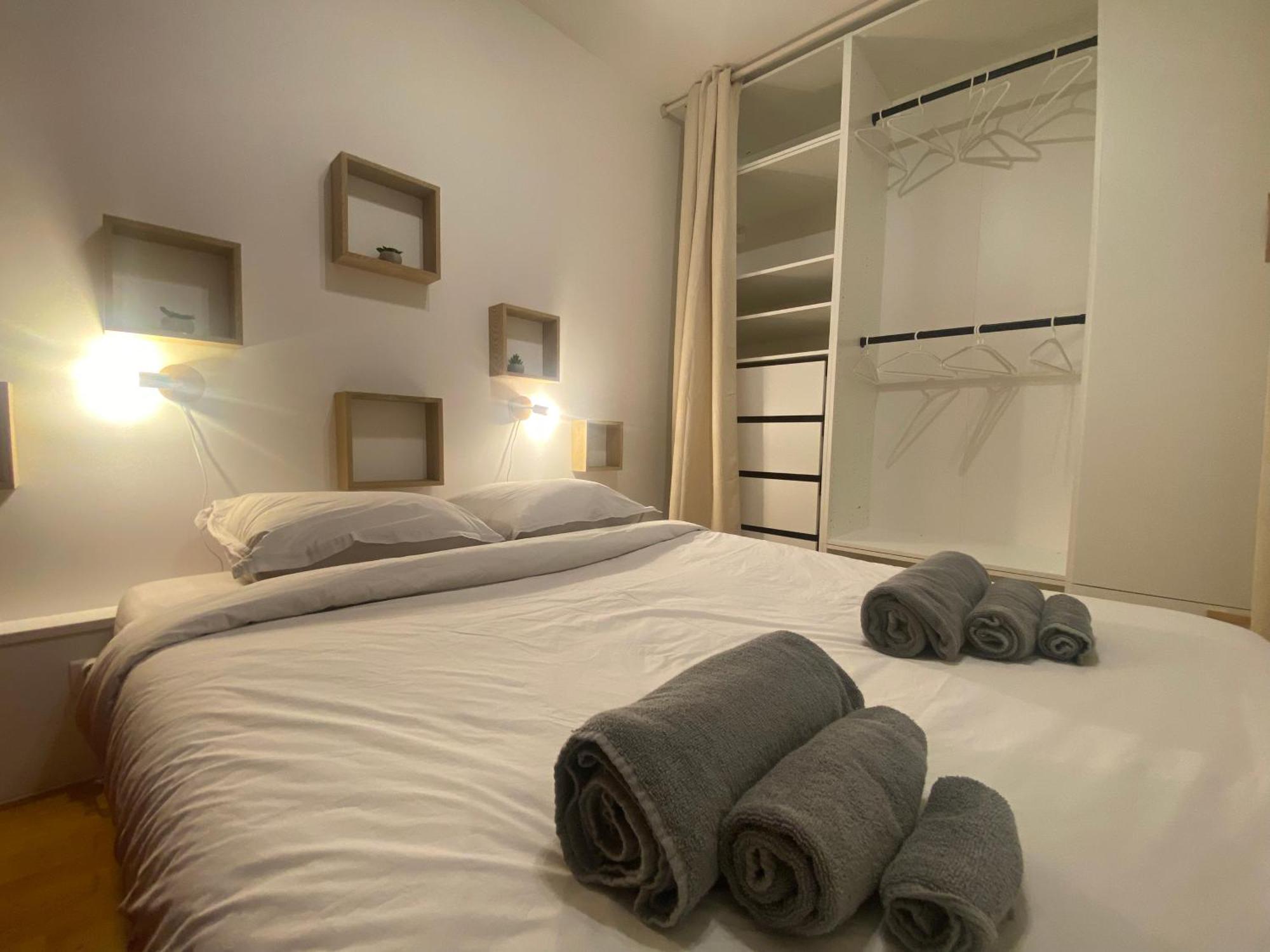 Etablissement 3 Etoiles Avec Ascenseur, 3 Appartements Lumineux Vue Port Avec Balcon, 200M De La Mer, Wifi Fibre, Tous Service Inclus Дьепп Экстерьер фото
