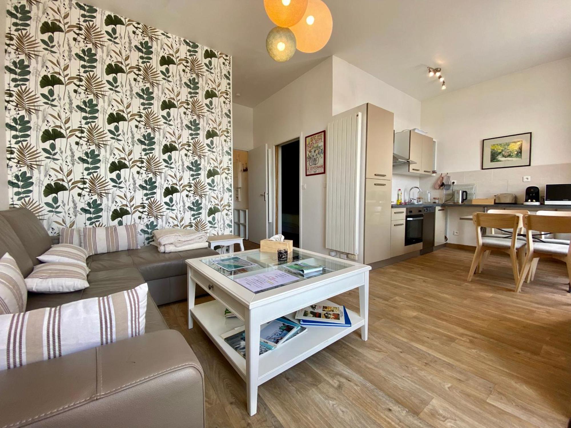 Etablissement 3 Etoiles Avec Ascenseur, 3 Appartements Lumineux Vue Port Avec Balcon, 200M De La Mer, Wifi Fibre, Tous Service Inclus Дьепп Экстерьер фото